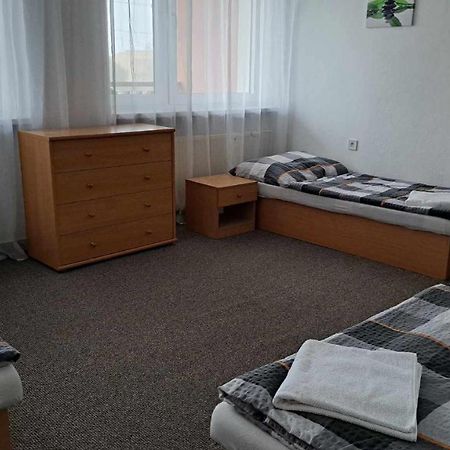 Naty Apartman Haniska エクステリア 写真