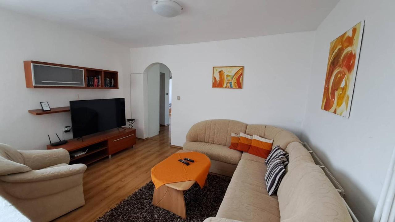 Naty Apartman Haniska エクステリア 写真
